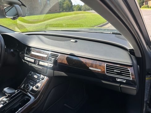 Used 2012 Audi A8 L 4.2 image 11