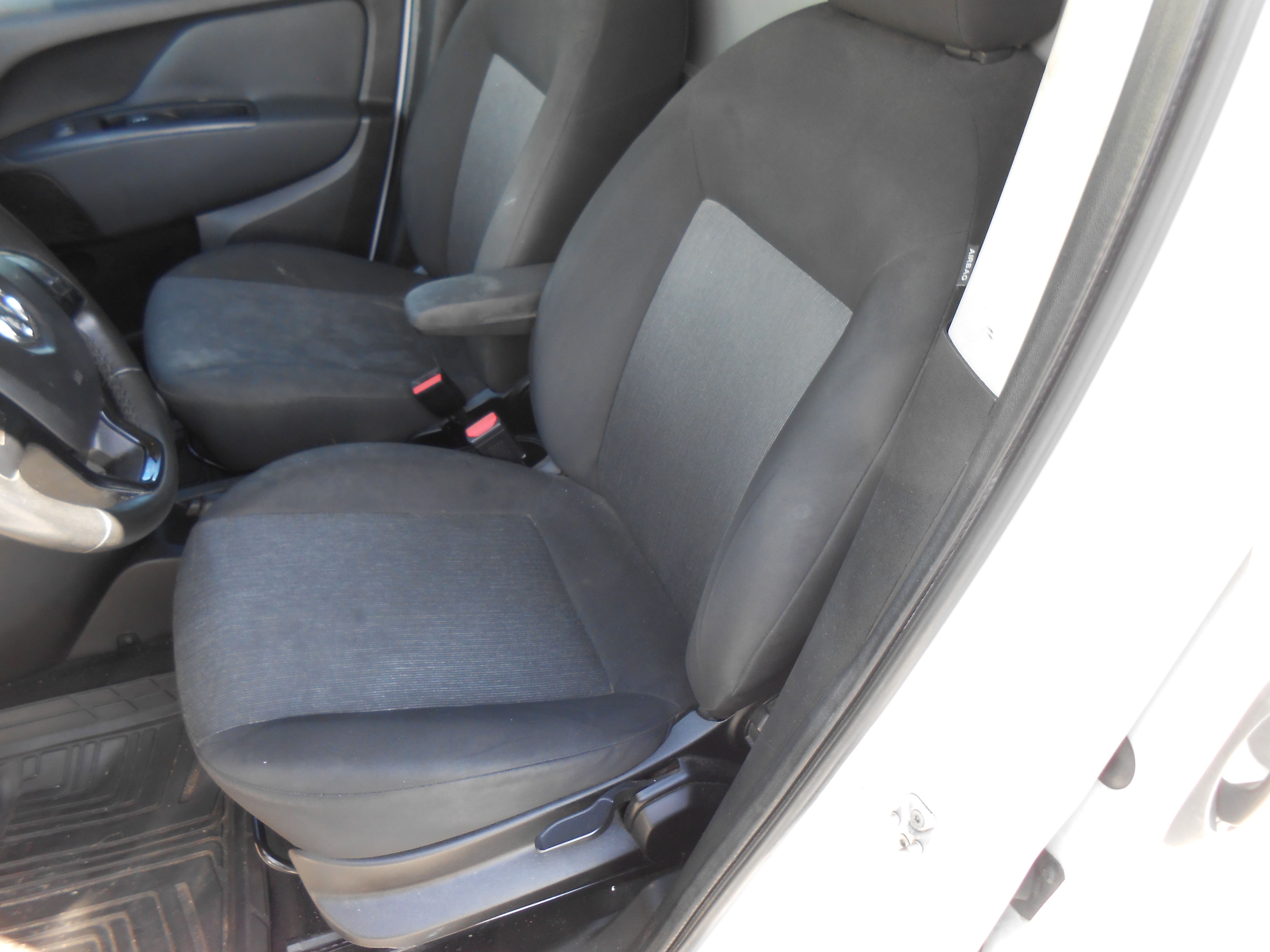 Used 2016 RAM ProMaster City SLT FWD image 13