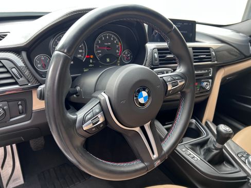 Used 2011 BMW M3 Coupe RWD image 33