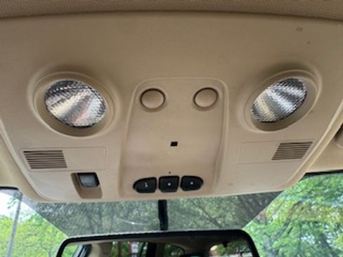 Used 2012 Buick Enclave Premium image 30