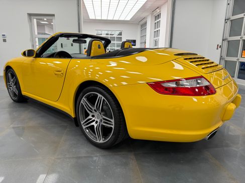 Used 2008 Porsche 911 Carrera 4 image 8