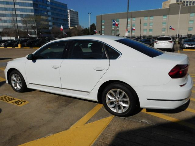 Used 2017 Volkswagen Passat 1.8T S FWD image 5