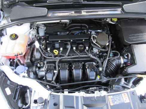 Used 2015 Ford Focus S image 18