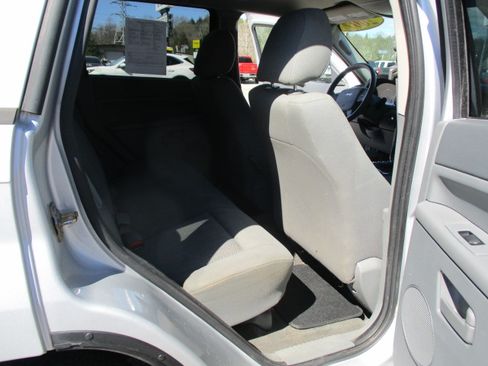 Used 2007 Jeep Grand Cherokee Laredo image 24