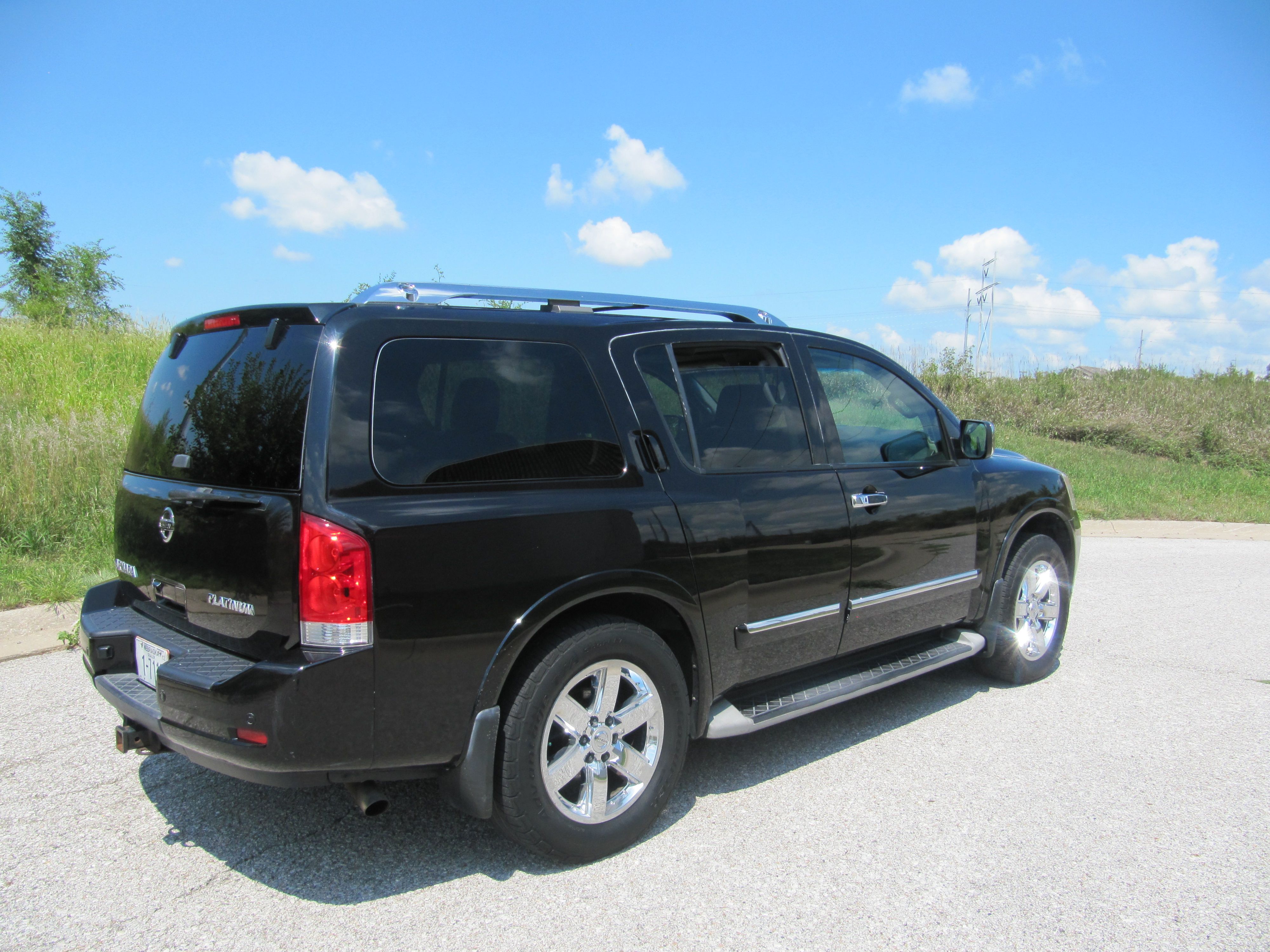 Used 2014 Nissan Armada Platinum AWD/4WD image 7