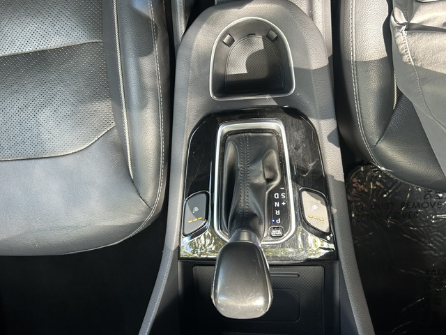 Used 2018 Hyundai Ioniq Hybrid Limited w/ Ultimate Pkg FWD image 19