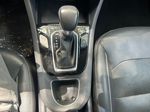 Used 2018 Hyundai Ioniq Hybrid Limited w/ Ultimate Pkg FWD image 19