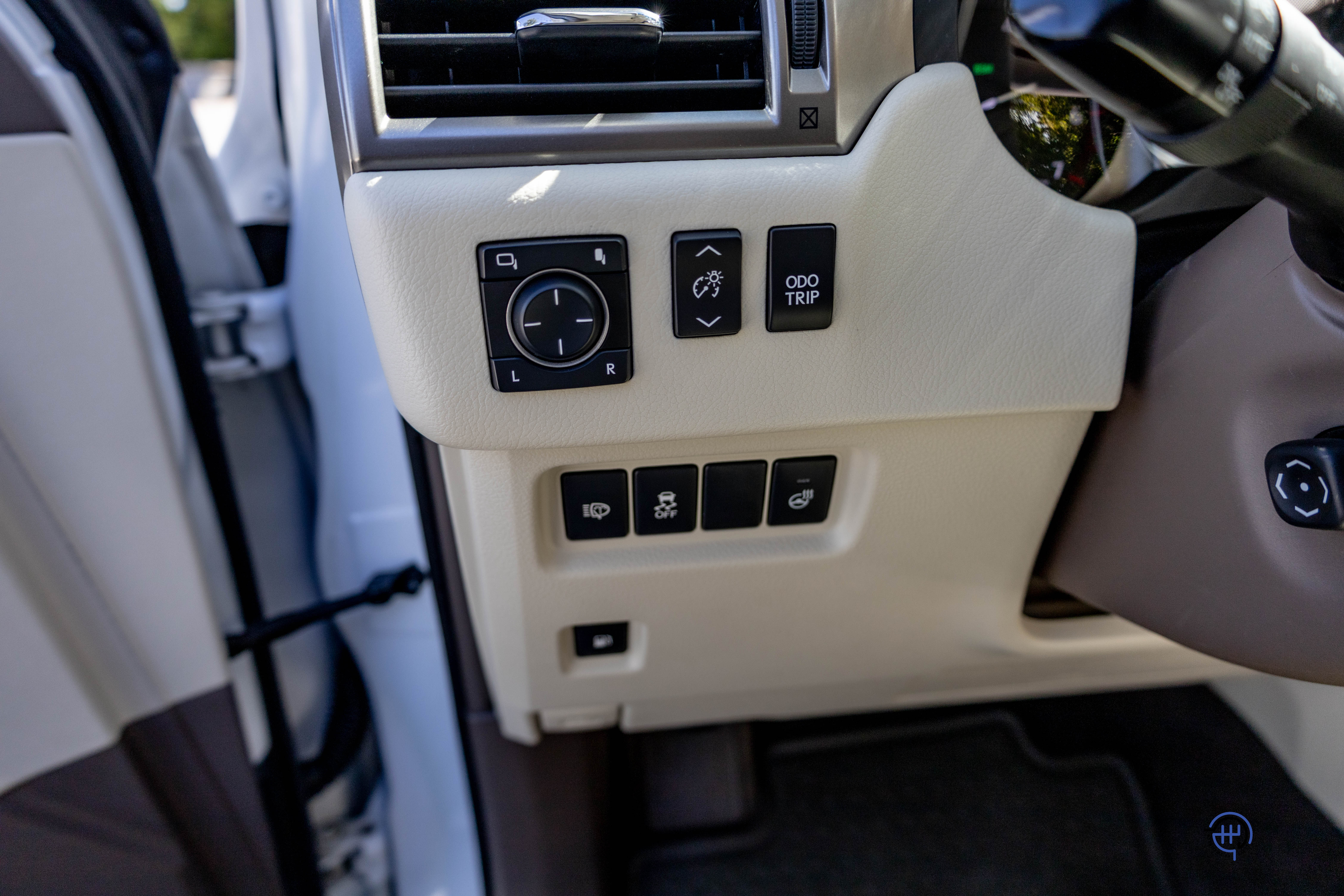 Used 2017 Lexus GX 460 Luxury AWD/4WD image 29