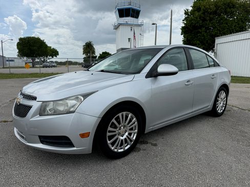 Used 2011 Chevrolet Cruze Eco FWD image 26