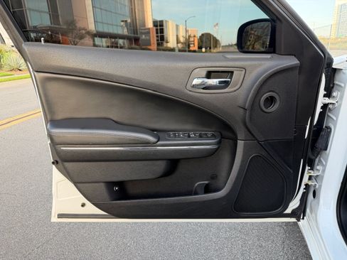 Used 2014 Dodge Charger AWD/4WD image 15