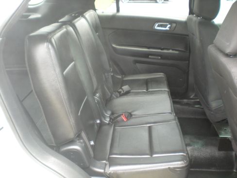 Used 2016 Ford Explorer 4WD Police Interceptor image 6