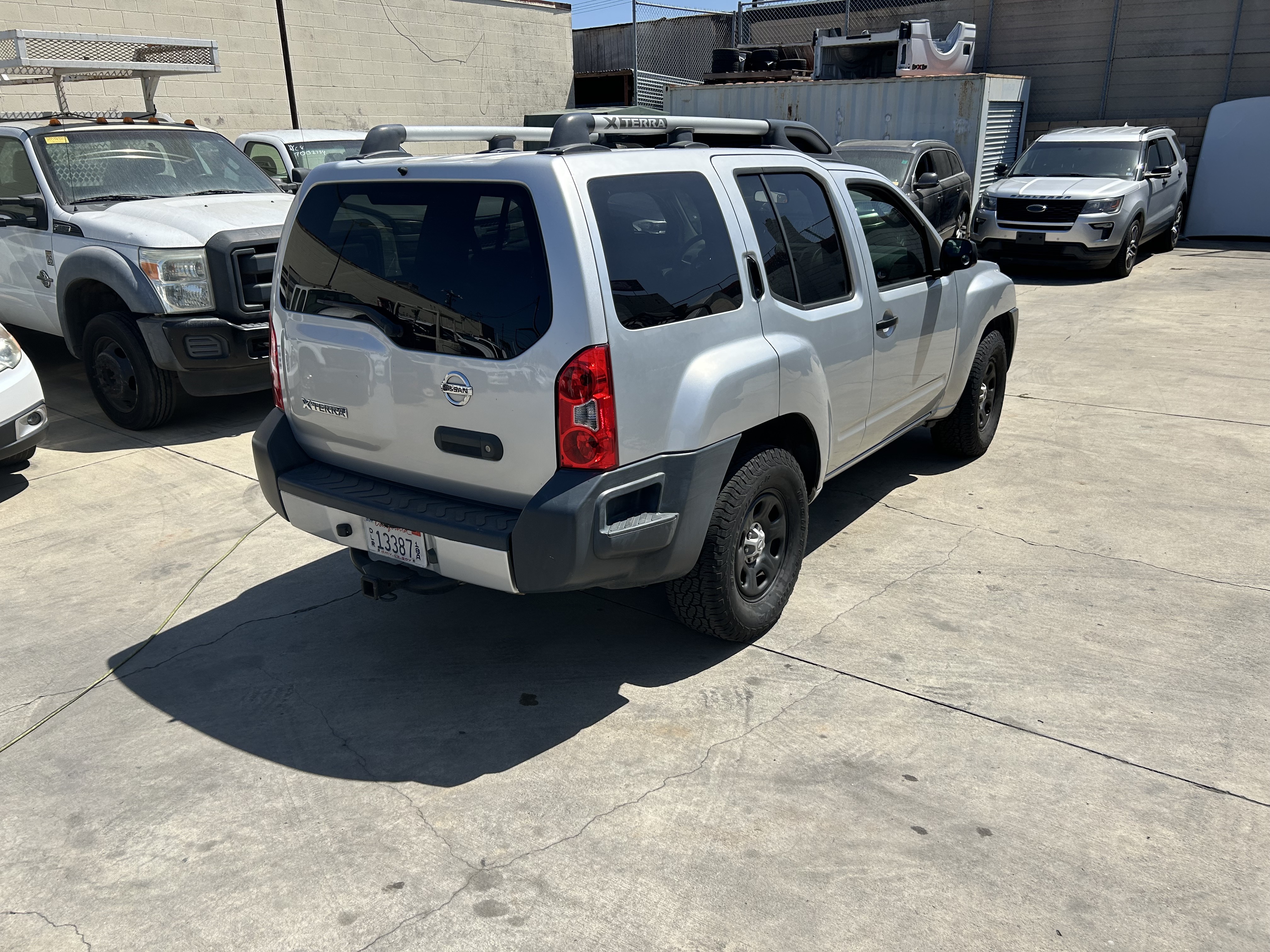 Used 2011 Nissan Xterra 2WD image 3