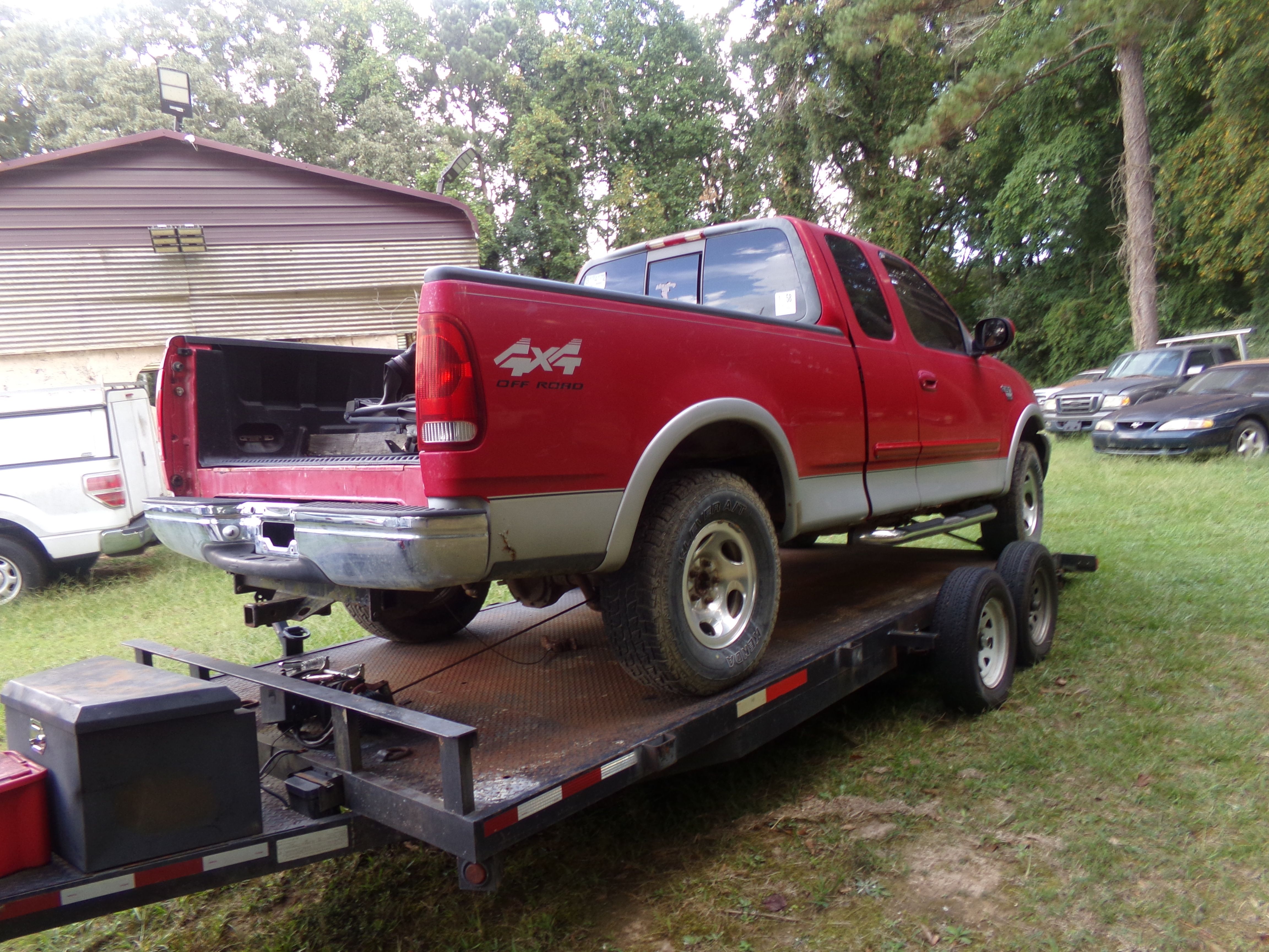 Used 1999 Ford F150 4x4 SuperCab XLT image 4