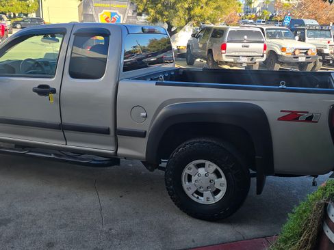 Used 2004 Chevrolet Colorado Z71 image 42