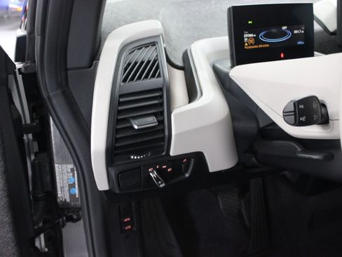 Used 2019 BMW i3 UNAVAIL RWD image 17