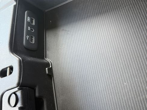 Used 2020 RAM 1500 2WD Quad Cab Classic Tradesman image 14