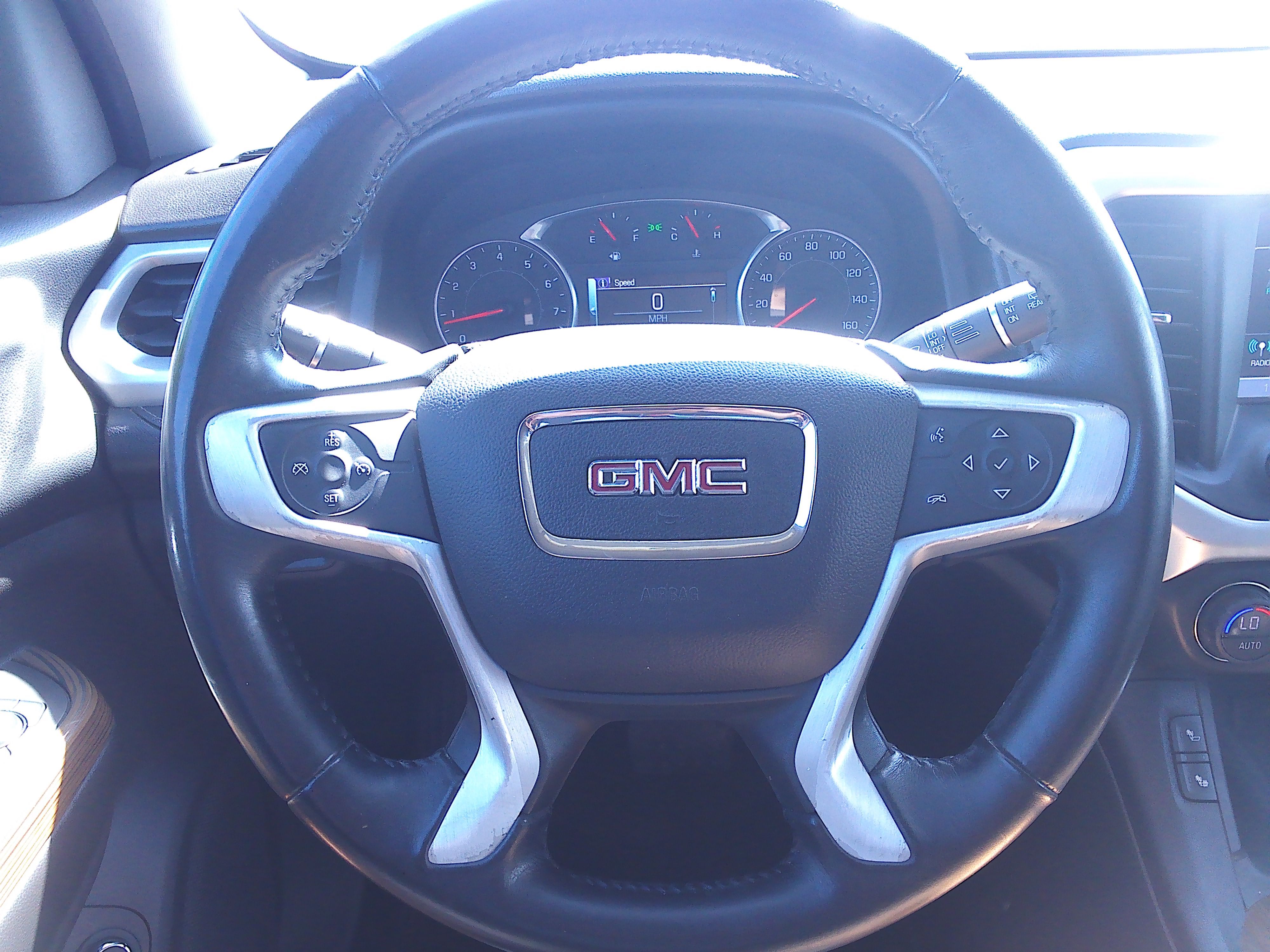 Used 2017 GMC Acadia SLE FWD image 27