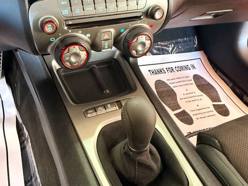 Used 2015 Chevrolet Camaro Z/28 image 23