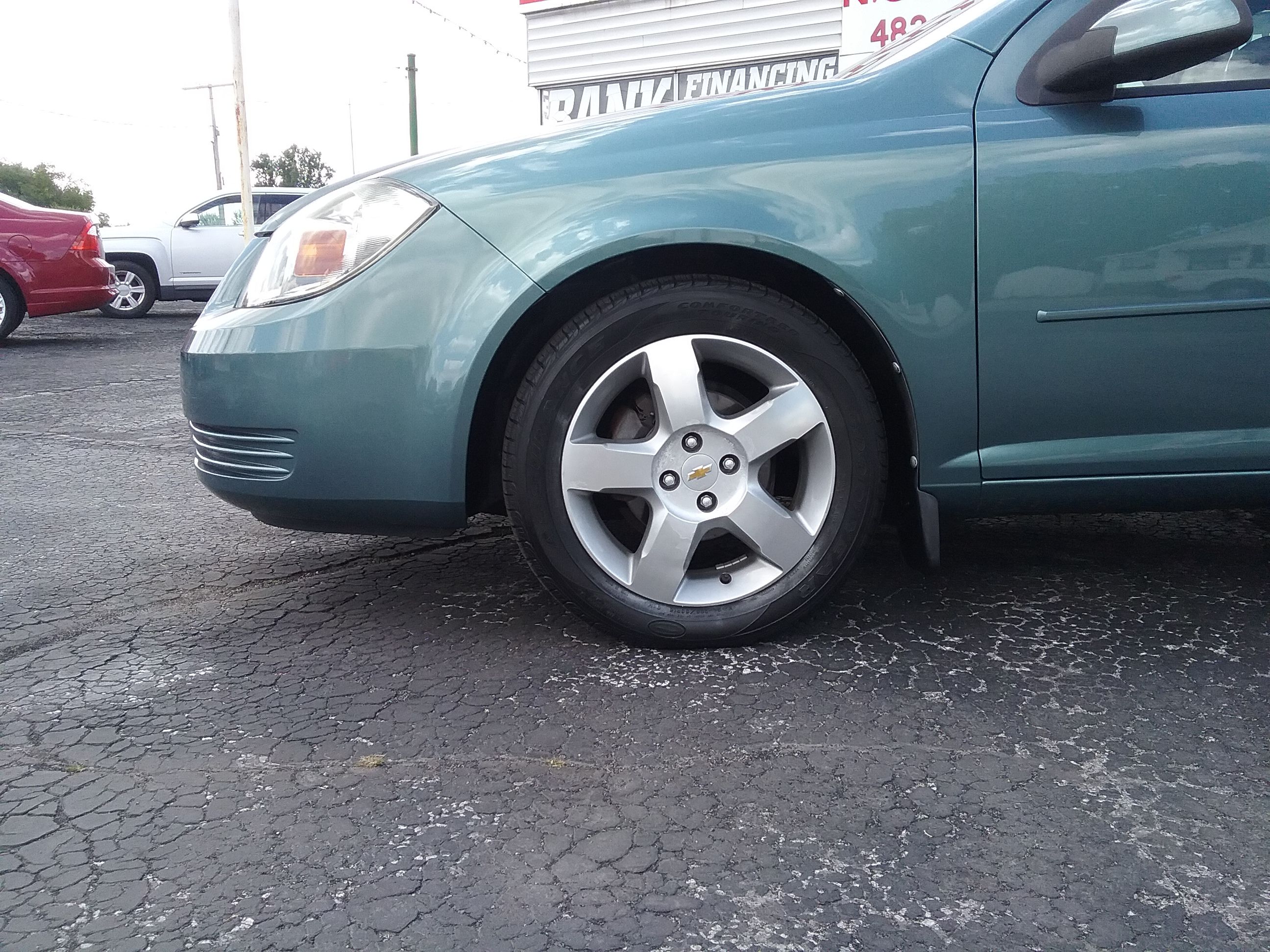 Used 2010 Chevrolet Cobalt LT Sedan w/ 1LT FWD image 3