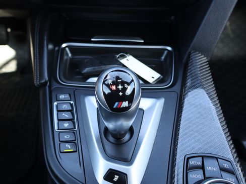 Used 2016 BMW M4 Competition image 22