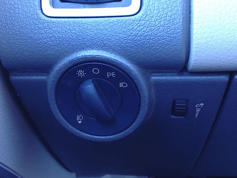 Used 2007 Ford Edge SEL image 23