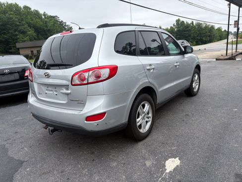 Used 2011 Hyundai Santa Fe GLS image 6