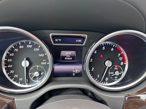 Used 2015 Mercedes-Benz GL 450 image 27