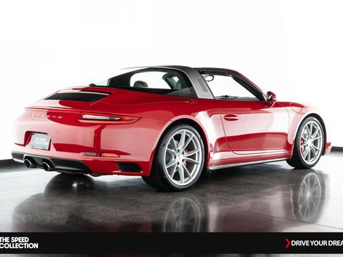 Used 2017 Porsche 911 Targa 4S image 8