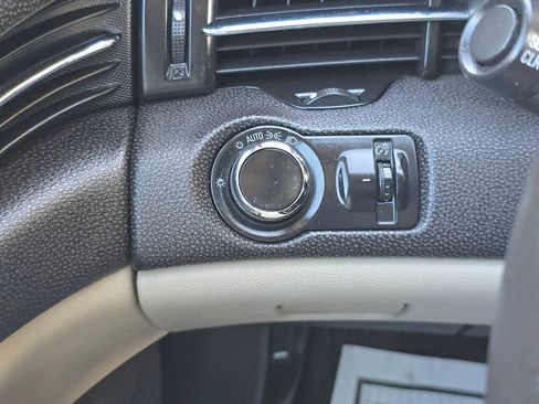 Used 2014 Chevrolet Malibu LT image 13