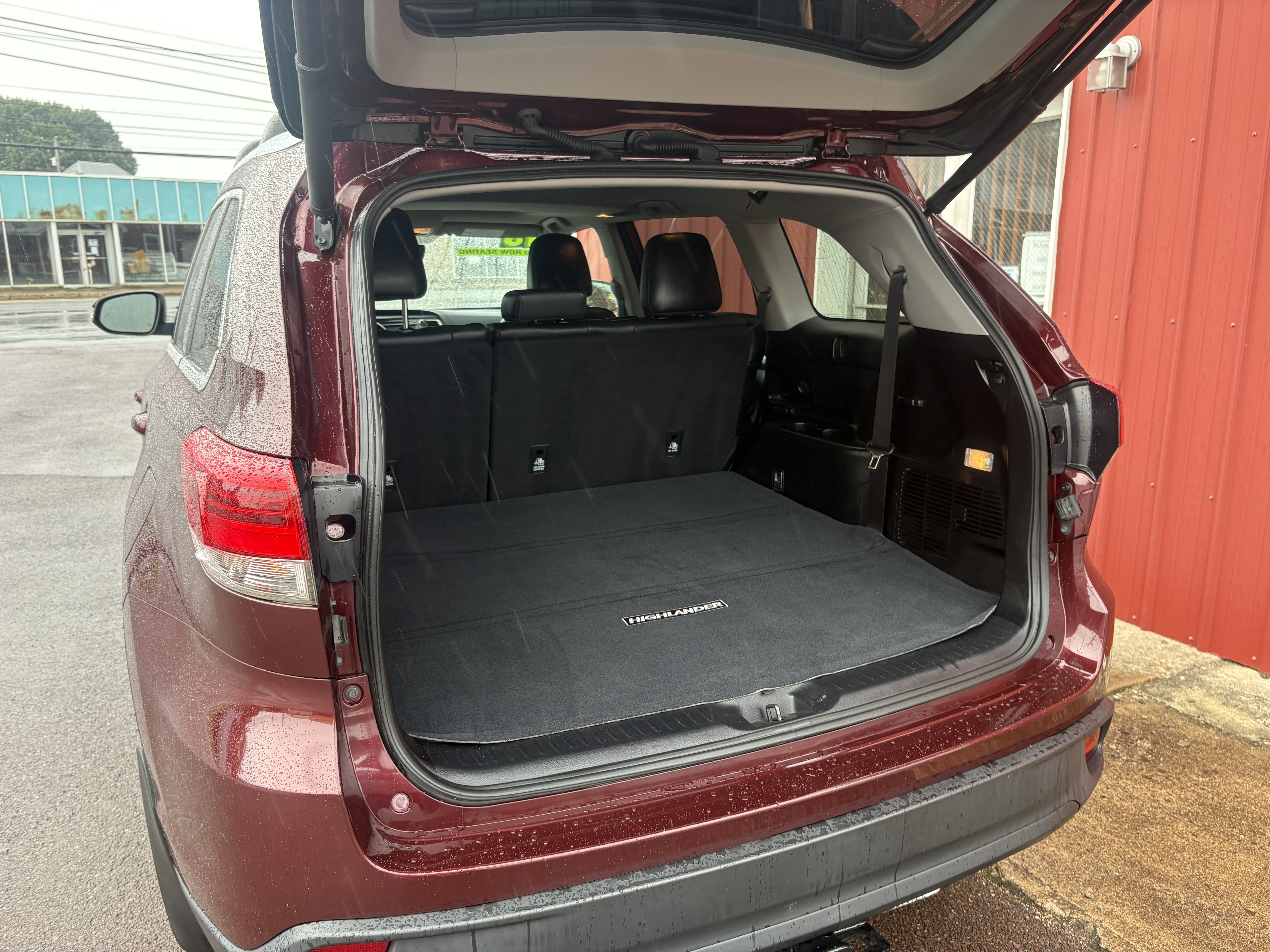 Used 2018 Toyota Highlander AWD V6 image 12