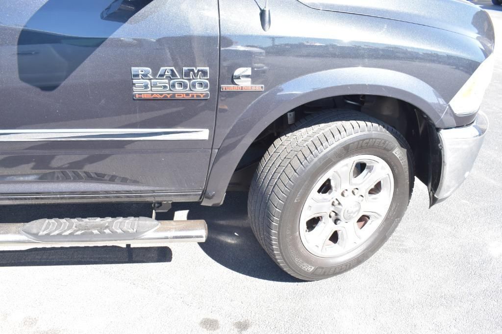 Used 2017 RAM 3500 Laramie RWD image 25