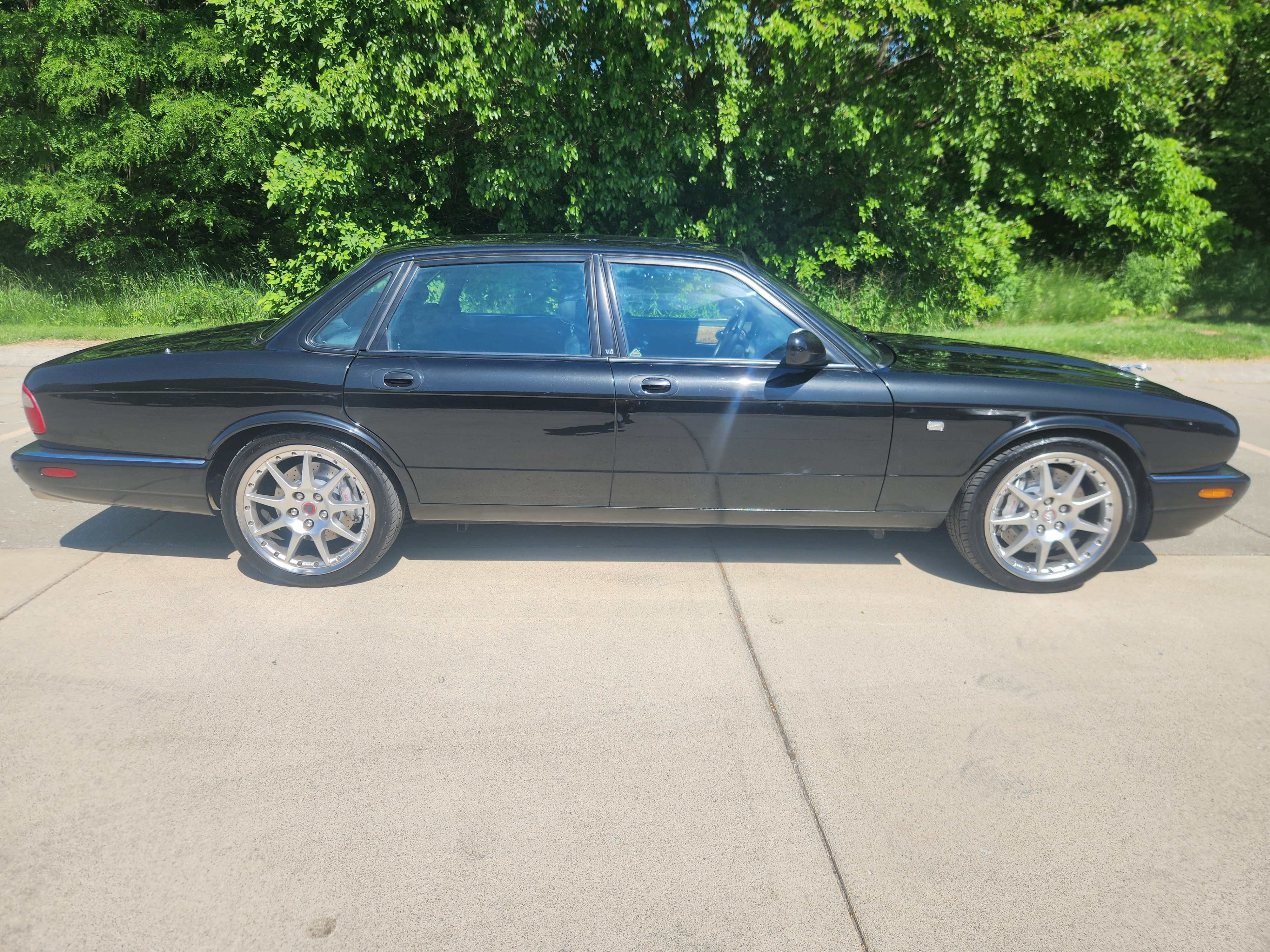 Used 2002 Jaguar XJR 100 RWD image 5
