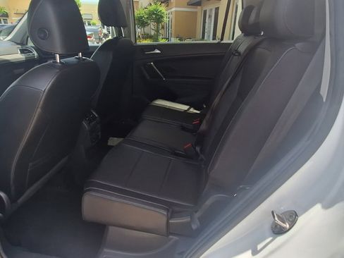 Used 2020 Volkswagen Tiguan FWD image 24