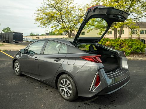 Used 2020 Toyota Prius Prime UNAVAIL FWD image 12