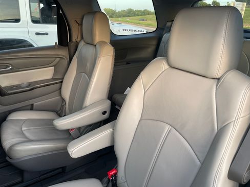 Used 2016 GMC Acadia SLT image 8