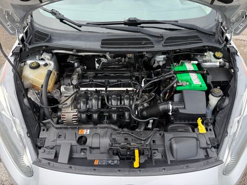 Used 2014 Ford Fiesta SE FWD image 20
