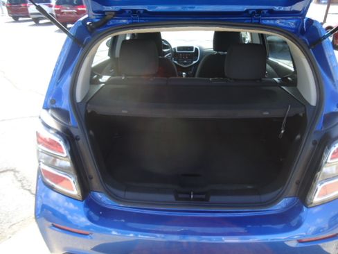 Used 2020 Chevrolet Sonic LT Hatchback FWD image 17