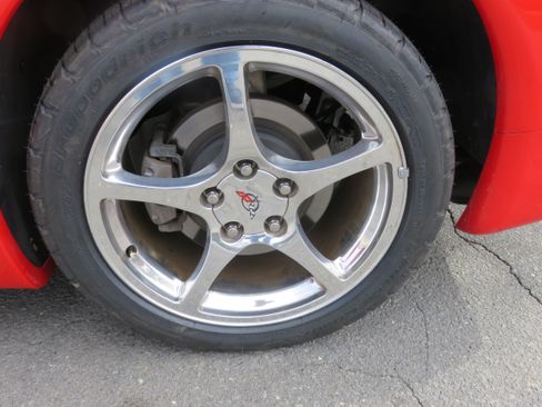 Used 2003 Chevrolet Corvette image 34