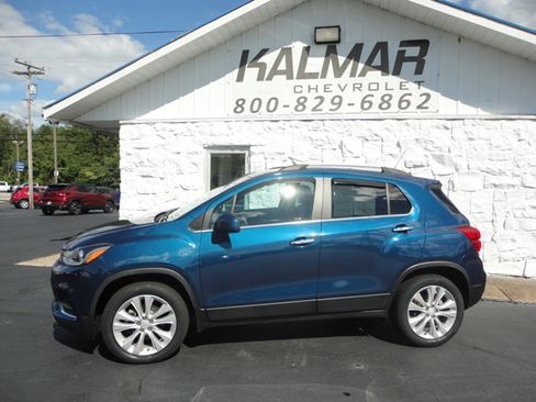 Used 2020 Chevrolet Trax AWD Premier image 1