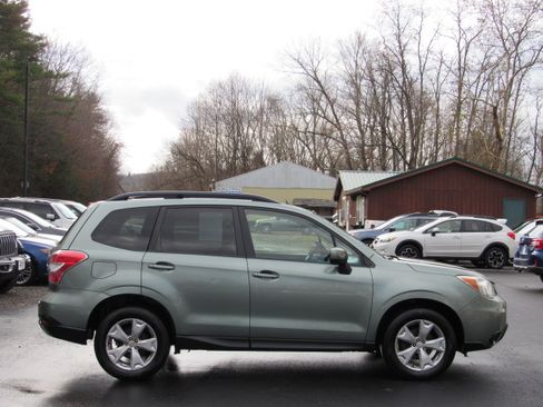 Used 2015 Subaru Forester 2.5i Premium image 12