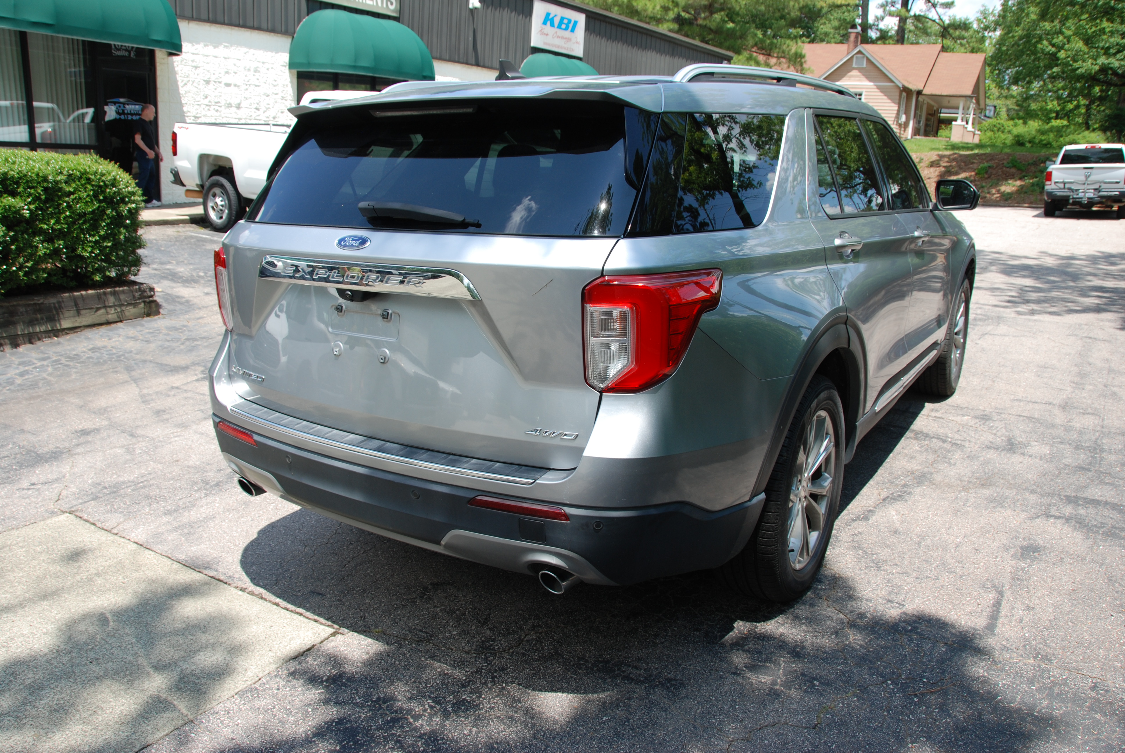 Used 2022 Ford Explorer 4WD Limited image 18