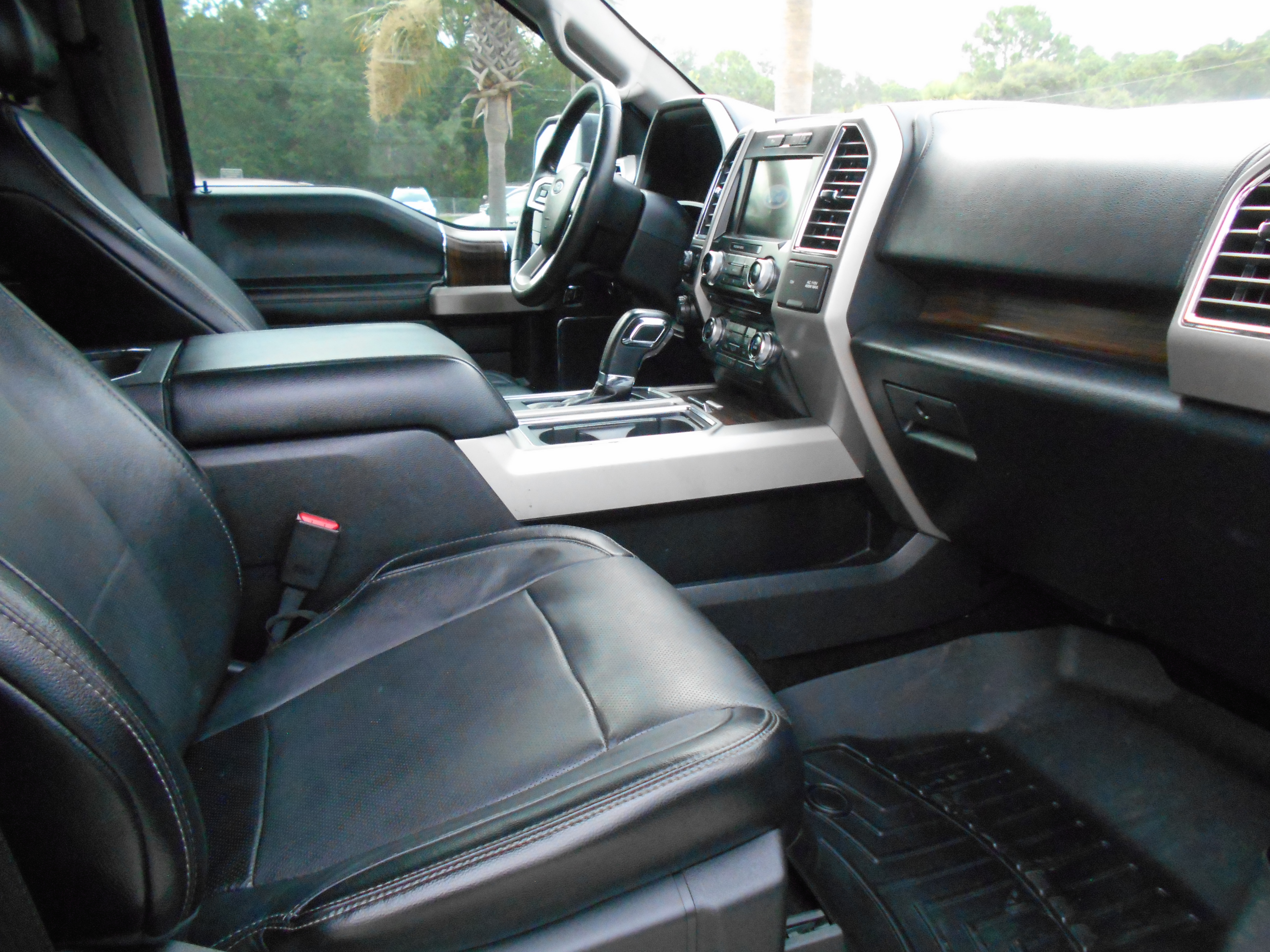 Used 2016 Ford F150 Lariat RWD image 10