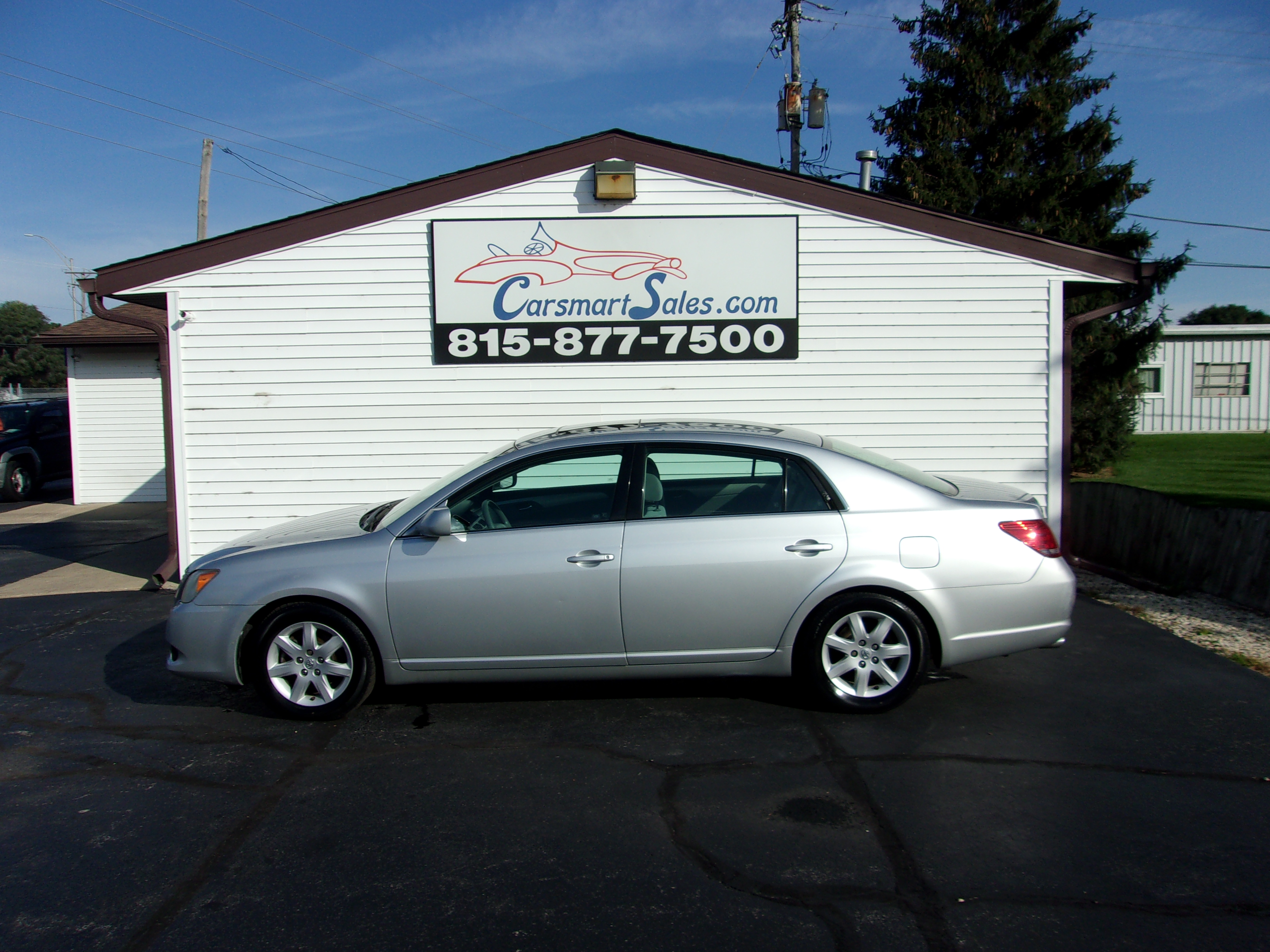 Used 2008 Toyota Avalon XL FWD image 1