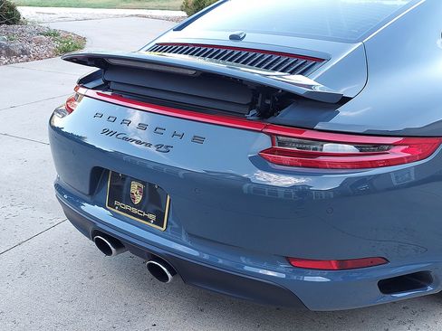 Used 2017 Porsche 911 Carrera 4S image 48