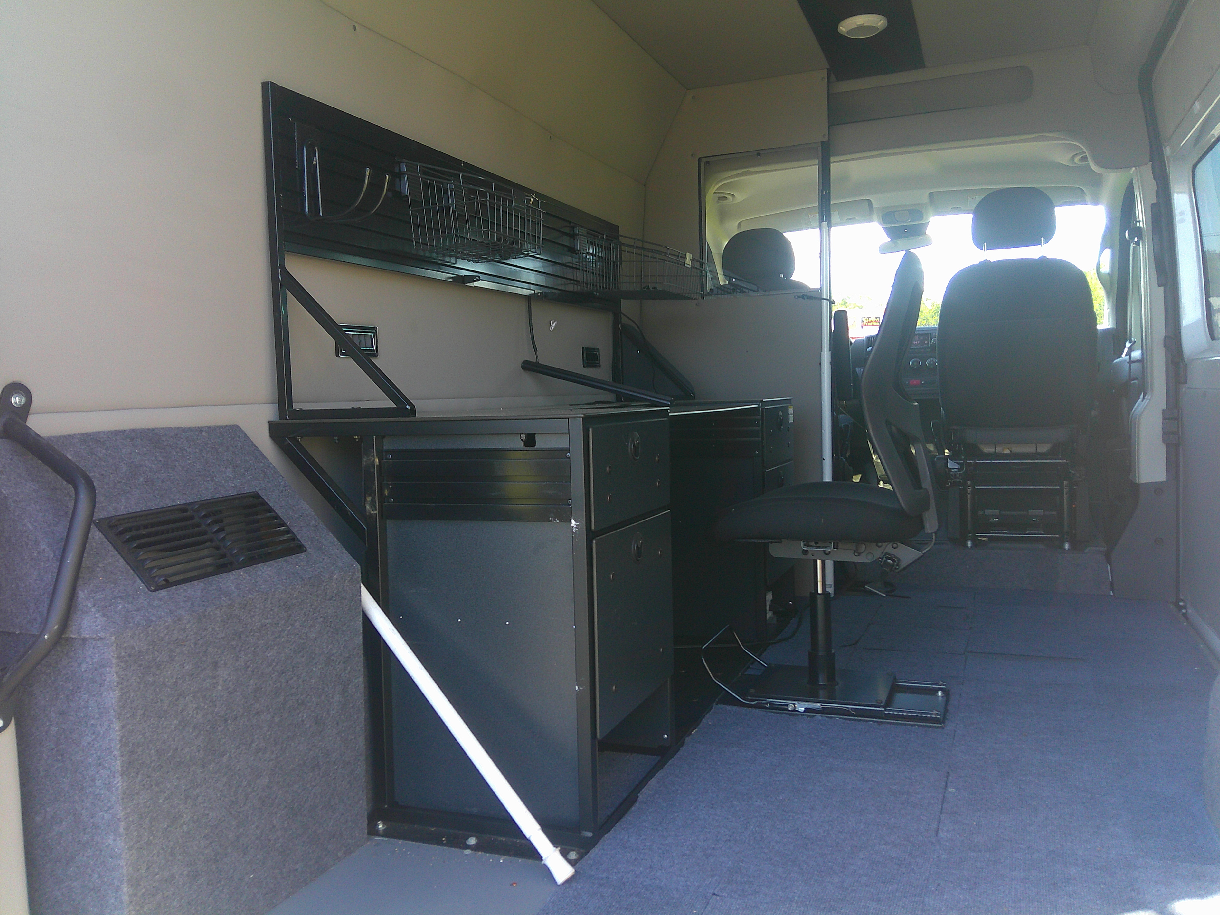 Used 2022 RAM ProMaster 1500 136 High Roof FWD image 21