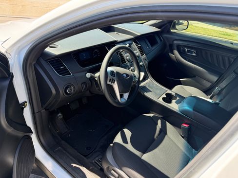 Used 2018 Ford Taurus Police Interceptor FWD image 8
