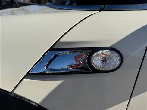 Used 2009 MINI Cooper Clubman S image 10