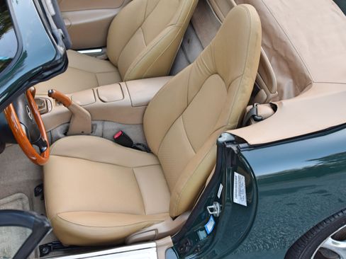Used 2001 MAZDA MX-5 Miata SE image 32