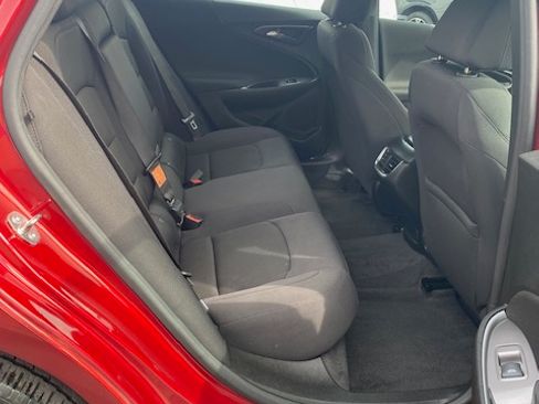 Used 2023 Chevrolet Malibu LT image 19