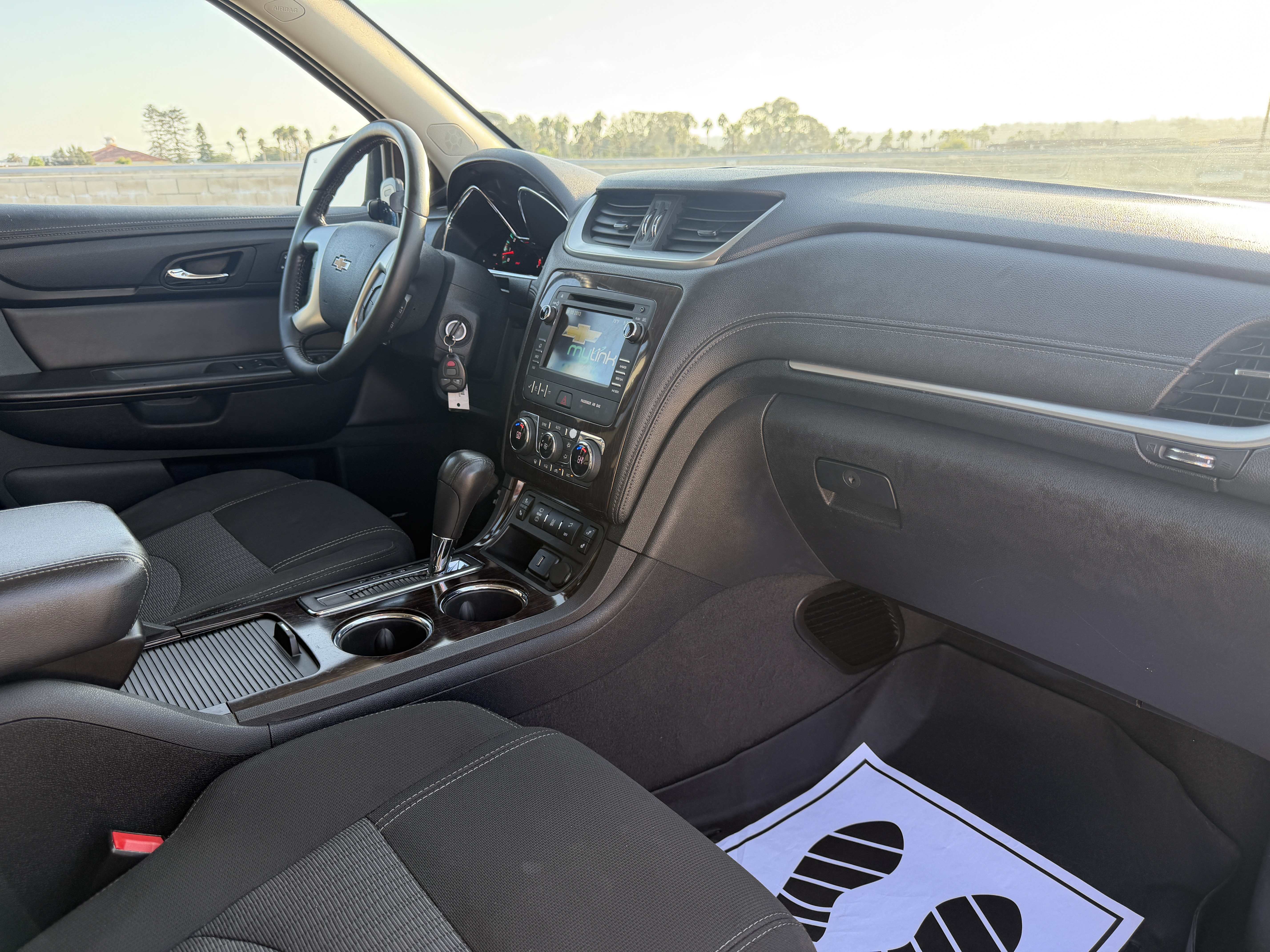 Used 2016 Chevrolet Traverse FWD LT w/ 2LT image 38